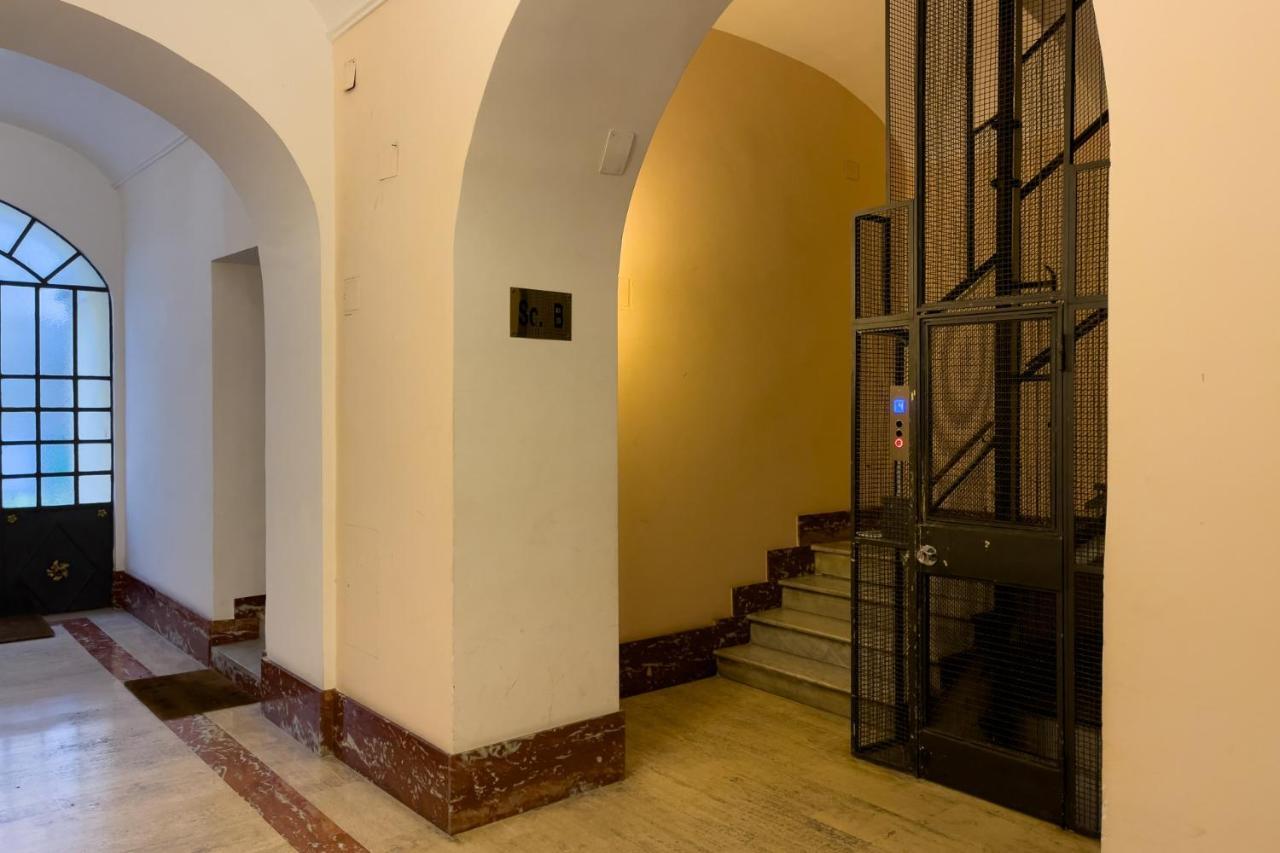The Rent - Three-bedroom Near Borghese Apartamento *
